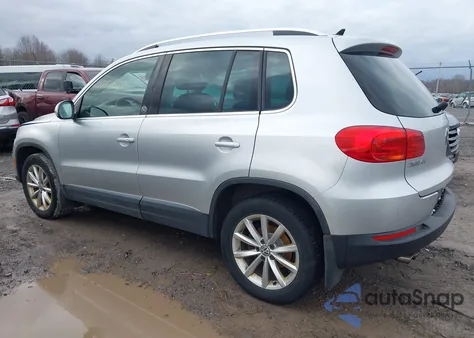 2017 Volkswagen Tiguan 2.0T Wolfsburg Edition из США, поврежденный, VIN WVGSV7AX6HW500778